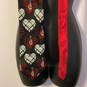 Tabasco Belk Heart Valentine’s Hot Pepper Black Red Necktie Tie Silk